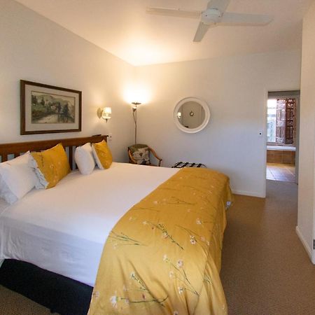 Tuscan Retreat Bed & Breakfast - Adults Only Acomodação com café da manhã Papamoa Exterior foto