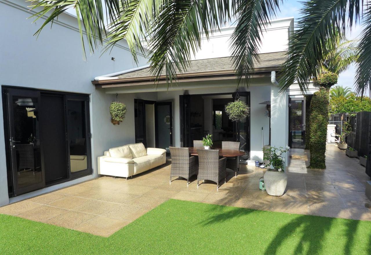 Tuscan Retreat Bed & Breakfast - Adults Only Acomodação com café da manhã Papamoa Exterior foto